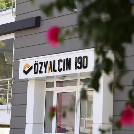 Modern In Kyrenia Center Aglantzia